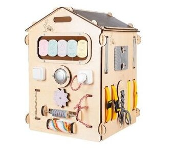 Montesori domeček Aktivity board od Elis design