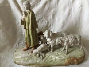 sousosi porcelan Royal  Dux