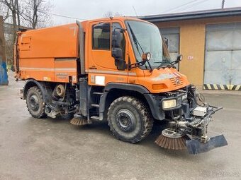 Zametací speciál Mercedes Benz U400
