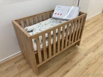 Dětská postýlka + monitor dechu Nanny