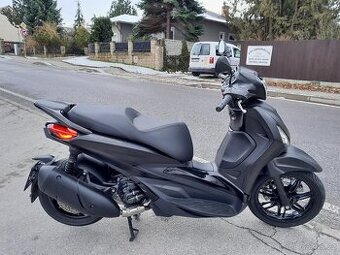 Piaggio Beverly 300i HPE, 2023, 6000km, ZIMNÍ CENA
