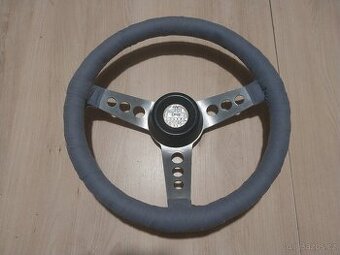 Škoda 105, 120, 130, Rapid - sport.volant