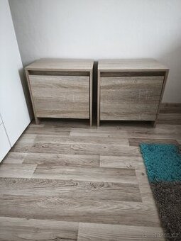 2x Noční stolky