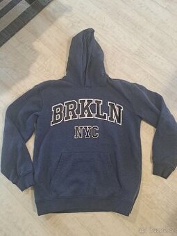 Chlaprcká mikina s kapucí 170