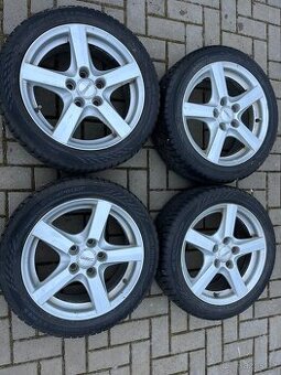 4x litá kola 5x114 R16, zimní pneu 99%