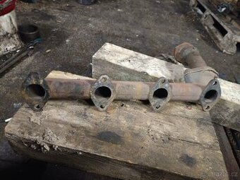 Prodám výfukové potrubí svody Zetor major