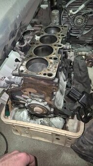 Blok motoru 2.0TFSI BWA