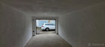 Garáž Mělník 18m²