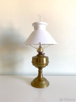 Stará petrolejová lampa Gerbrüder Brünner