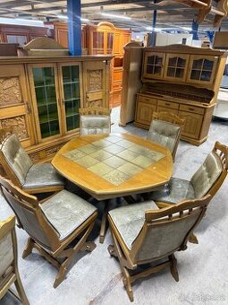 Masivní rozkládací stůl + 6 kožených židlí