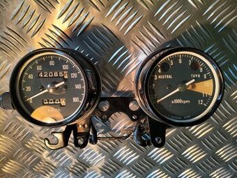 Budíky na veteránskou Hondu 70's