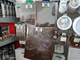 Revizní dvířka. Hnědá barva. Nová.