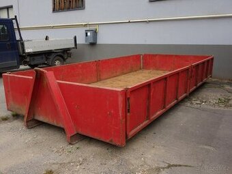 dlouhý valníkový kontejner