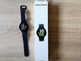 chytré hodinky Samsung watch 5 - 1