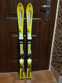 Prodám pěkné dětské lyže VOLKL 110cm dlouhé.