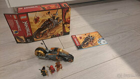 Lego Ninjago Coleova motorka 70672