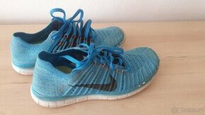 dětské běžecké boty Nike, vel. 38