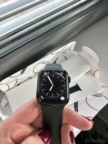 Apple Watch 41mm, ser. 7, temně inkoustový hliník