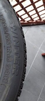 Zimní pneumatiky s disky na Citroen C8- Žatec