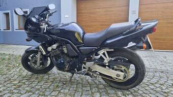 Yamaha FZ 600
