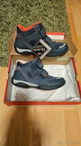 NOVÉ jarní kotníkové Superfit vel. 33 GTX