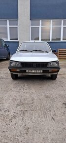 Peugeot 505