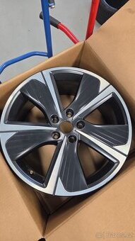 Alu kola originál 5x112 r 18