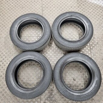 4x Letní 195/65 R15 2x6, 2x5mm
- 1