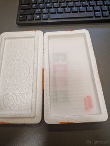 2x ochranné sklo na telefon Samsung A22