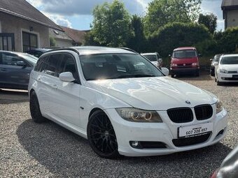 BMW E91 320d LCI (Navi-xenony-senzory-6MT-19”ALU)