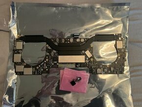 Základní deska z macbook pro 13 A1706