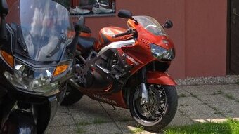 Nádrž  Honda CBR 900 RR 1998-99