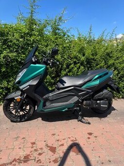 Prodám skútr Maxon Optimus 125 – pouze 2900 km