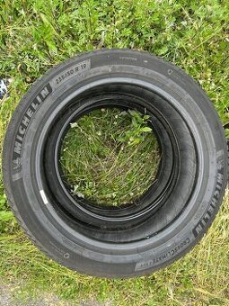 2x pneu Mischelin CrossLimate 235/50/19