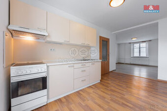Prodej bytu 1+kk, 41 m², Ostrov, ul. Hroznětínská