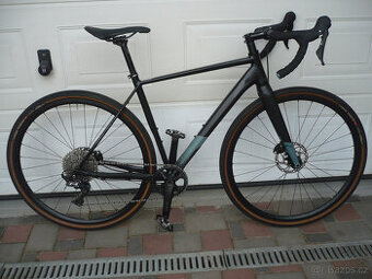 gravel Superior X-road GR na Shimano GRX 1x11