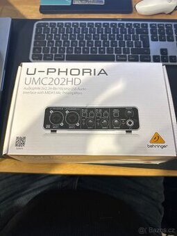 Behringer UMC22 U-Phoria USB zvuková karta - 1