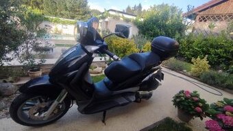 Piaggio Beverly 500
