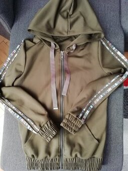 Khaki mikina s kapucí
