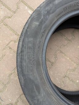 Pneu Pirelli 215/60/16