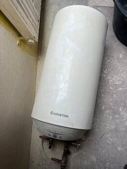 Elektrický bojler Ariston PRO ECO 40 V SLIM 1,8K PL EU