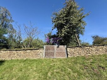 Pronájem zahrady, 1 528 m², Droždín