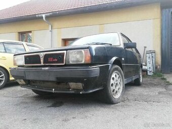 2x Lancia Delta 1.6 HF Turbo