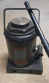Zvedák 50t