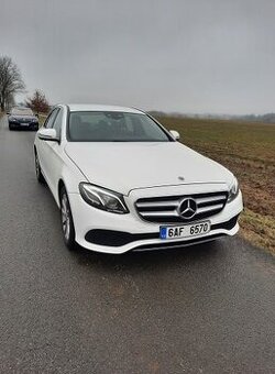 Prodám MERCEDES E220 D AVANTGARDE