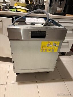 AEG Favorit Myčka na Náhradní Díly