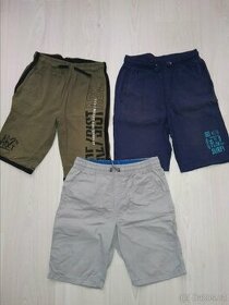 Kraťasy vel. 146/152