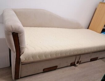 Rozkládací válenda