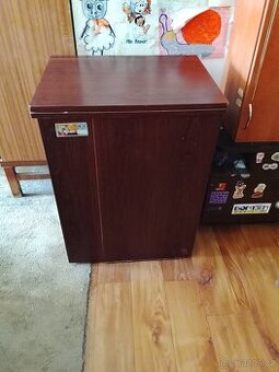 Šlapací sicí stroj