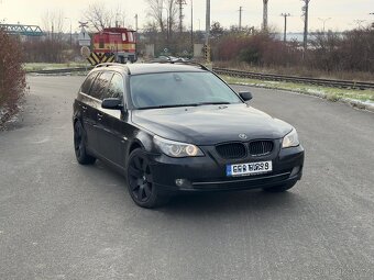 BMW e61 LCI 525d 145kw Manuál Xenon Sportsitz - 1